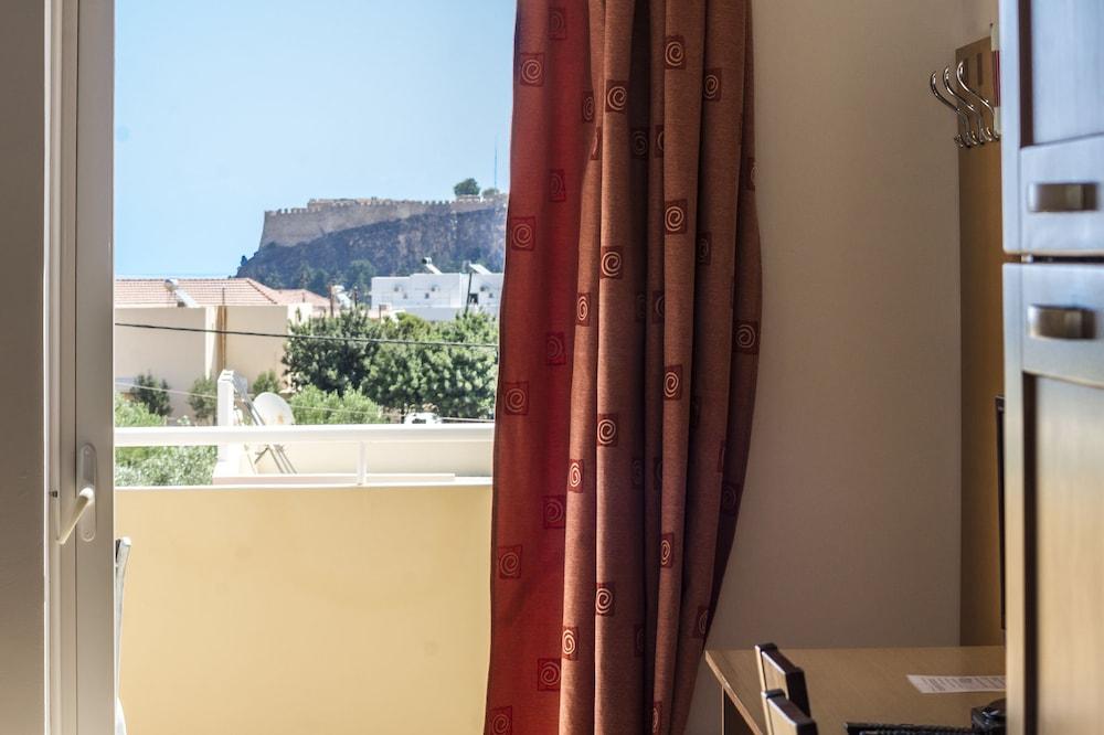 Lindos Blue Sky Aparthotel Buitenkant foto