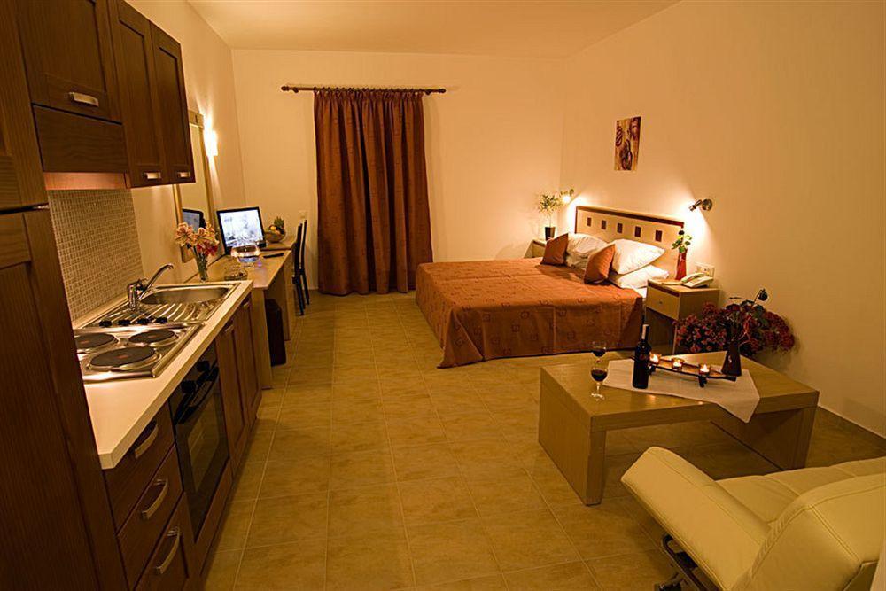 Lindos Blue Sky Aparthotel Buitenkant foto